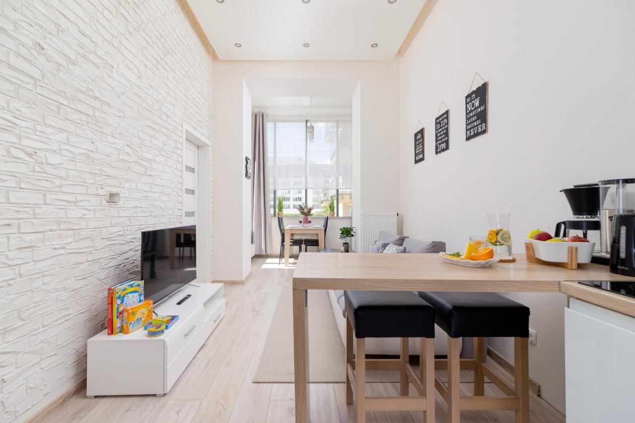 The Opera Apartment Grzegorzki Arianska 4 By Noclegi Renters Cracovia Esterno foto